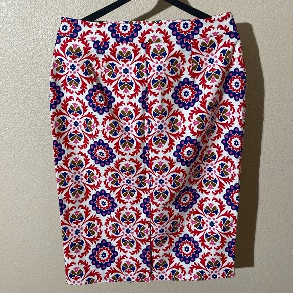 Sold - Picture 3 of 8